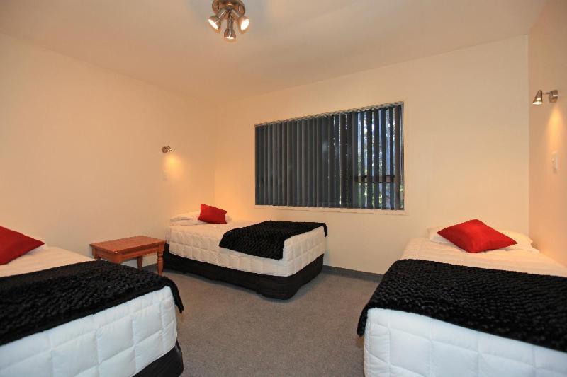 Kapiti Lindale Motel And Conference Centre Paraparaumu Quarto foto